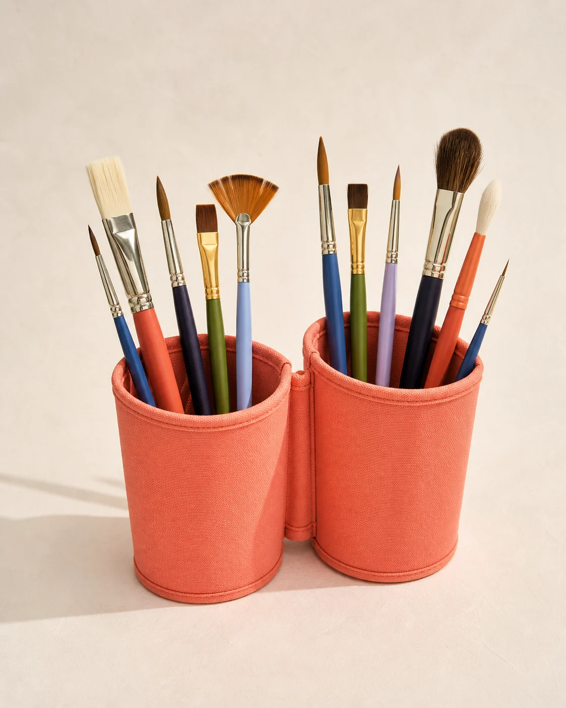 Standing Brush Case — Coral